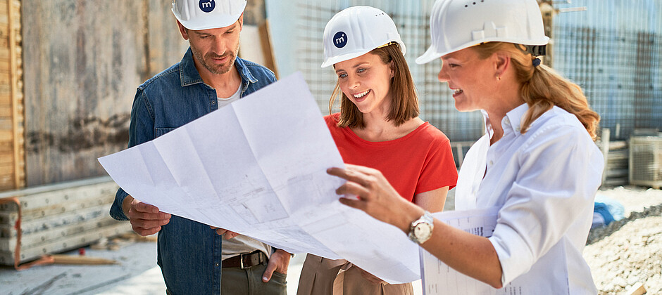 COMPANY Baustellenbesprechung bei einem Monvest-Immobilienprojekt